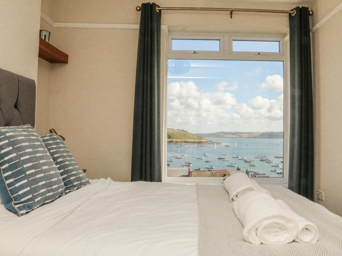Through The Porthole Villa Falmouth Dış mekan fotoğraf